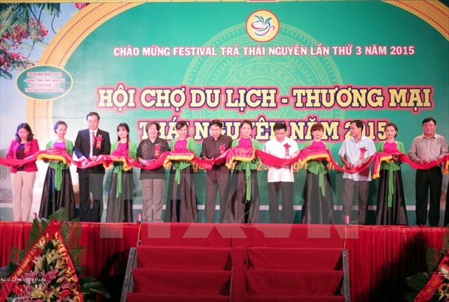 Tổ chức tái hiện chợ quê trong Festival Quốc tế trà Thái Nguyên lần thứ ba 2015