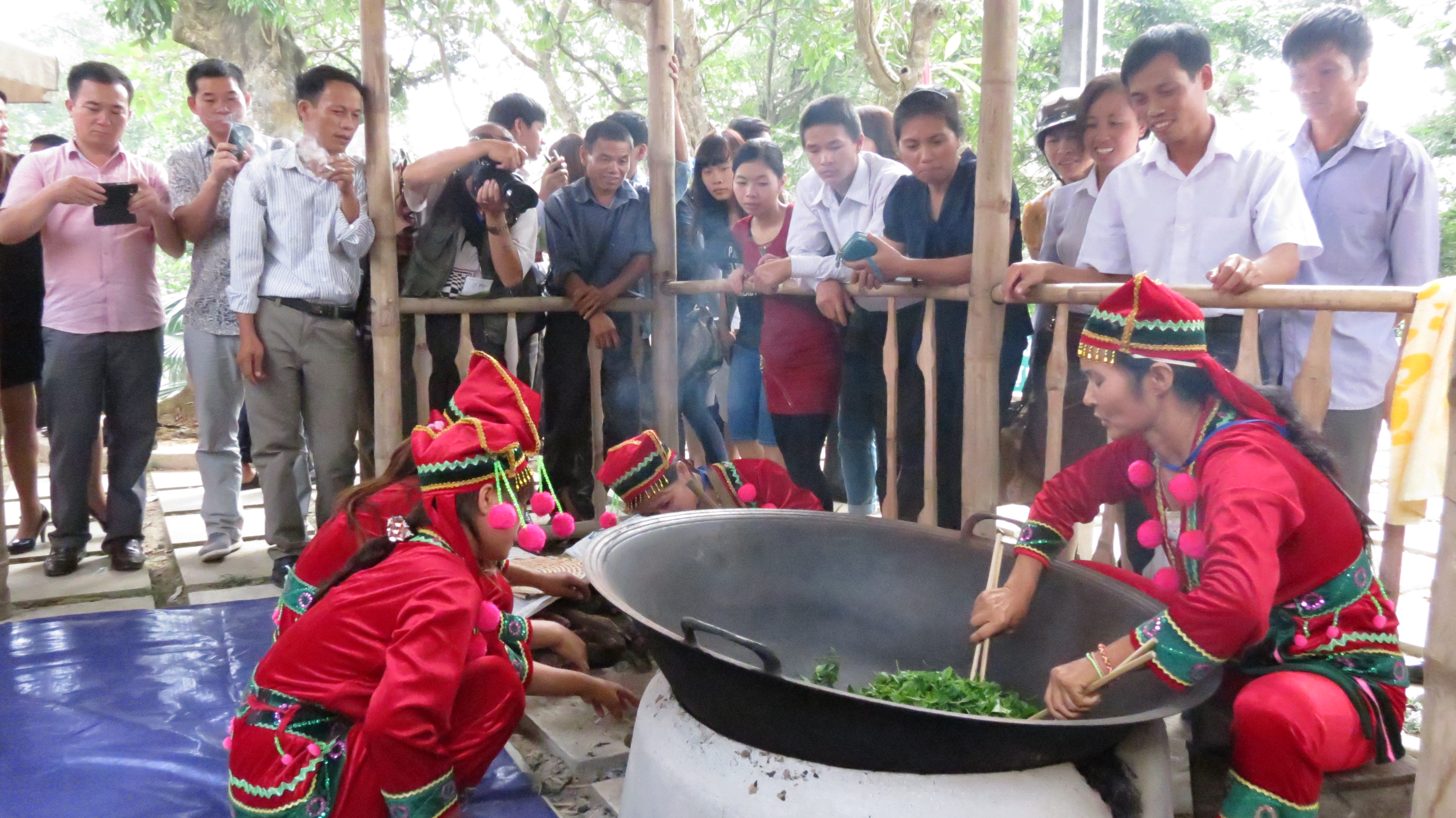 Tổ chức tái hiện chợ quê trong Festival Quốc tế trà Thái Nguyên lần thứ nhất 2011
